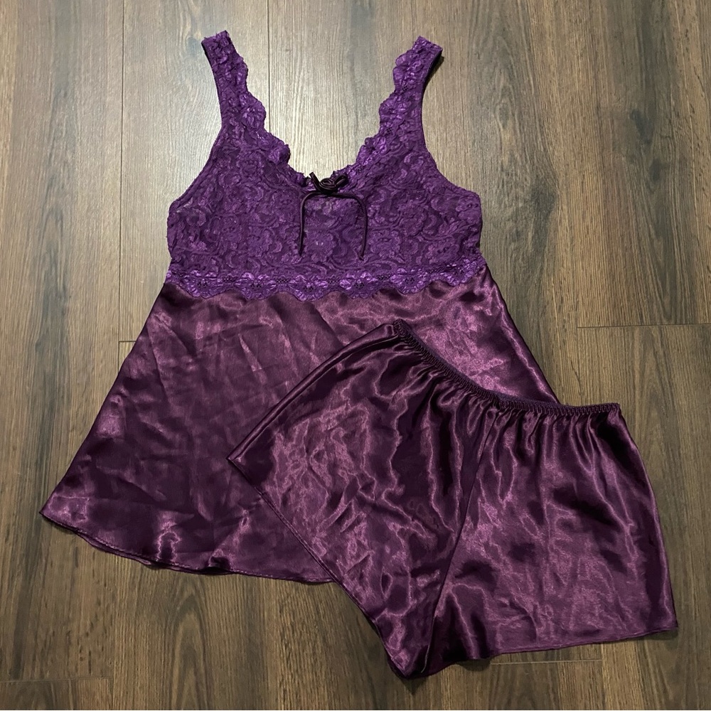 Women’s Cinema Etoile Purple Satin & Lace Sleepwear Set M